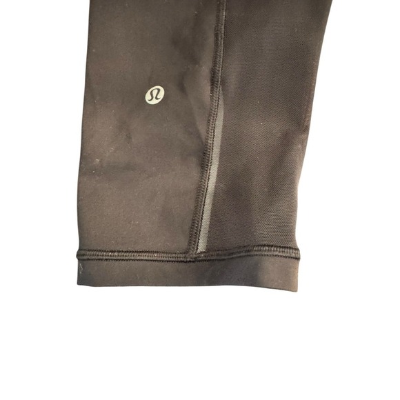 Lululemon High-Rise Crop with Side Pockets | Black | Size 14 - Picture 3 of 8